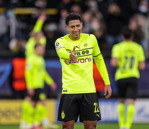 少年体育启 少年体育启